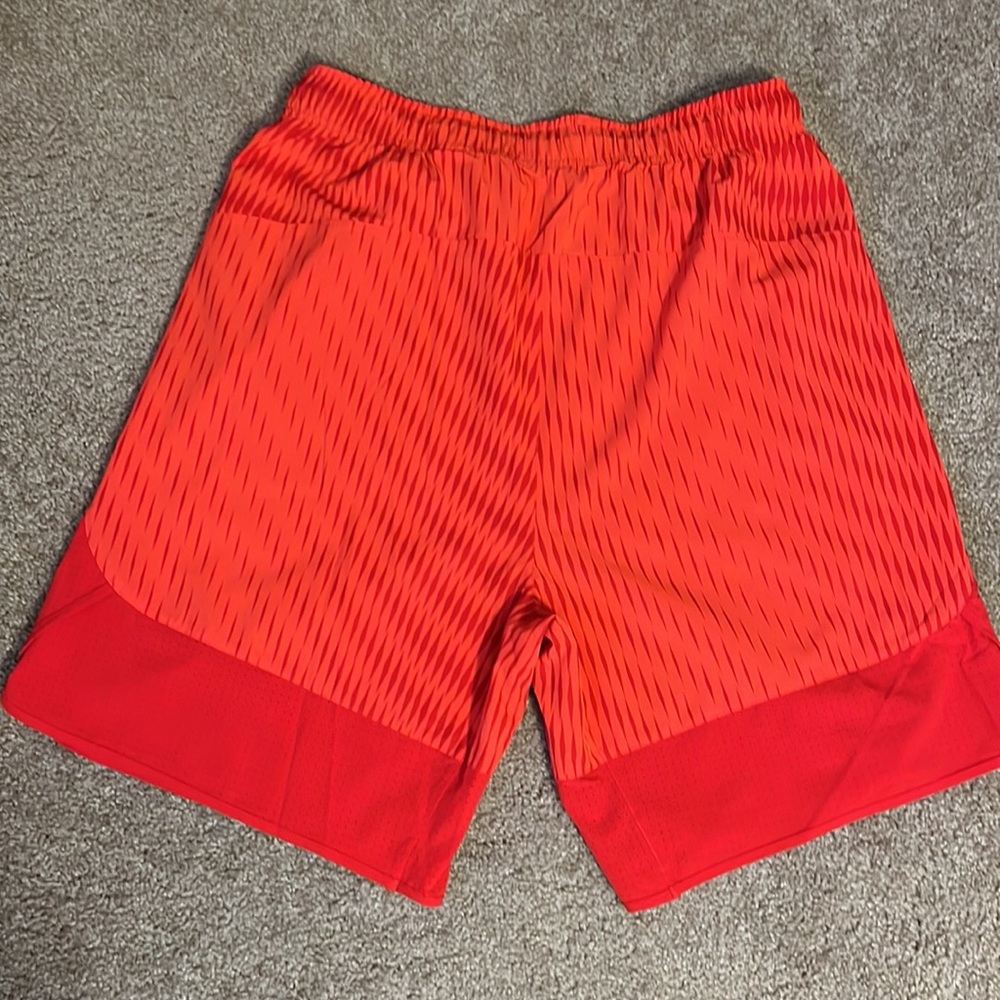 Men's Nike Flow Woven Training Shorts, Red, L, 803962 657 - Picture 2 of 6